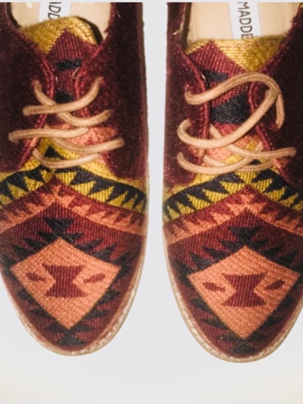 Steve Madden Jazie Aztec Southwestern Print Lace Up Oxford Flat Shoes Size 6.5 - Picture 3 of 11